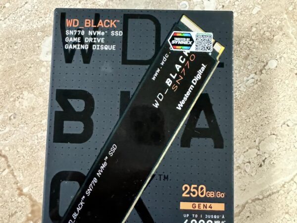 250 GB SSD (เอสเอสดี) WD BLACK SN770  ของใหม่ค้างสต๊อกยังไม่แกะกล่องประกัน SYNNEX