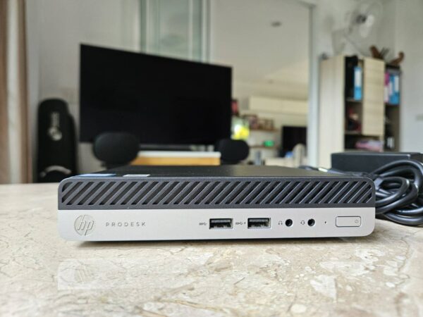 HP Prodesk 400 G4 Mini PC มือสอง สภาพดี ต่อออกได้ 3 จอ i5 gen 8 Ram 4 SSD 256 วินโดว์แท้ Wifi ในตัว