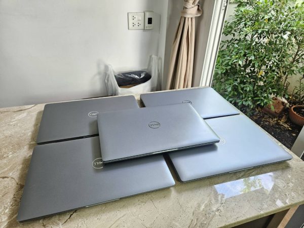 Dell Latitude 5450 มือสอง สภาพสวย Ultra 5 135u จอ14 แรม16gb ssd 256gb คีย์ไฟ วินแท้ แบ๊ตดี