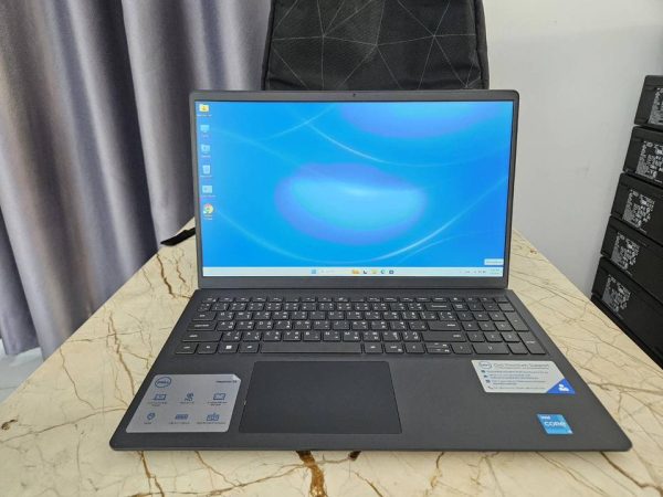 DELL INSPIRON 3530 OIN3530100501GTH-PS (PLATINUM SILVER) มือสอง สภาพใหม่   i3-1305U จอ15.6 แรม 8 gb ssd 512 Win 11 ลงโปรแกรมให้พร้อมใช้